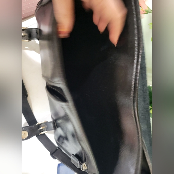 COACH leather attachet brief case. Laptop, files etc. Gorgeous many comp… - Picture 9 of 16